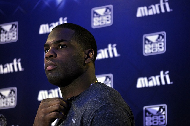 光时刻依然 光时刻依然